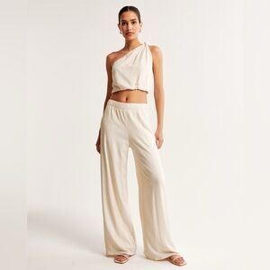 Abercrombie & Fitch Crinkle Texture Cream Wide Leg Pull On Pants Small Long